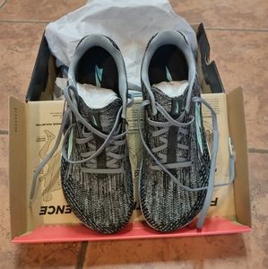 Women's Altra Escalante 2.0 Grey Size 7.5